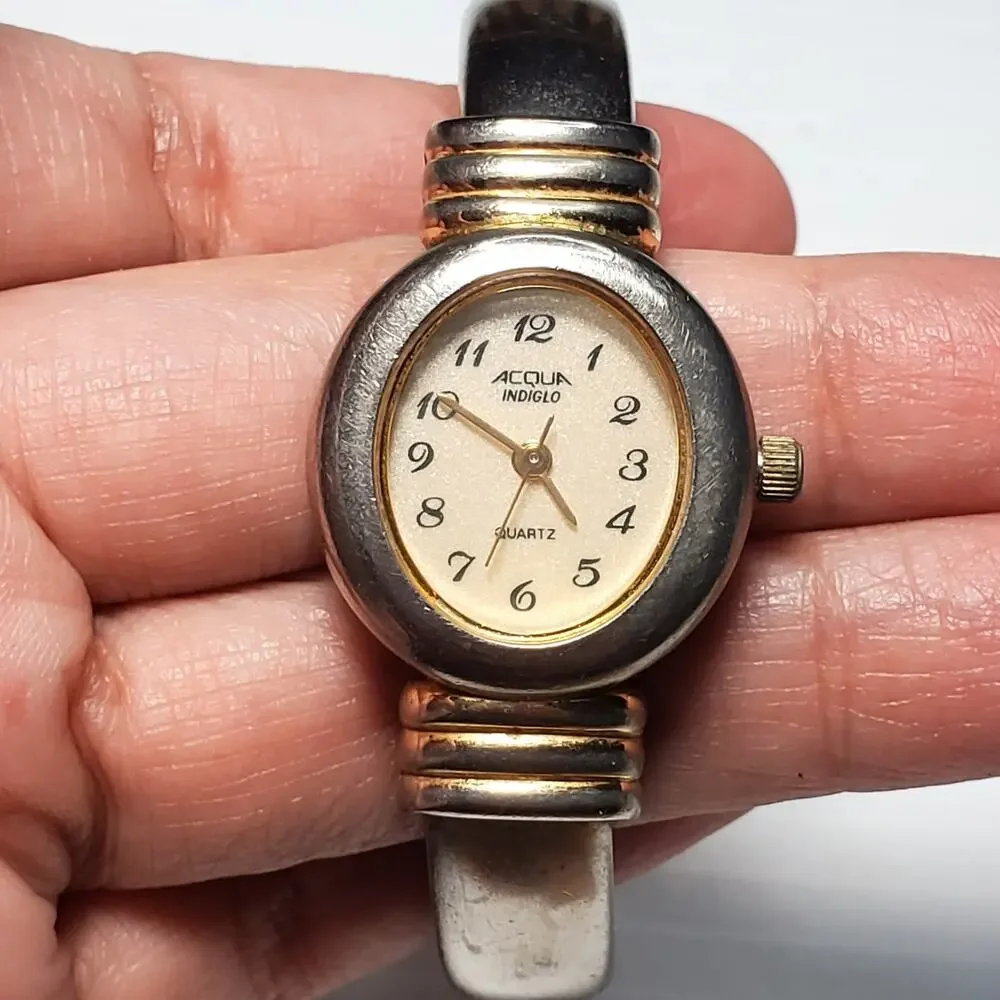 Women's Acqua Indiglo Quartz Causal Cuff Bangle Watch Silver Tone